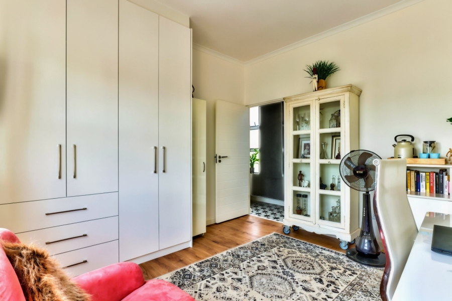 To Let 3 Bedroom Property for Rent in Sandown Western Cape